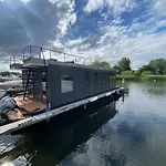 Exklusives Hausboot - Sauna, Sonnendeck & Privates Beiboot * Kolonie Zern