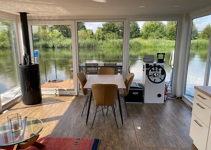Exklusives Hausboot - Sauna, Sonnendeck & Privates Beiboot Kolonie Zern
