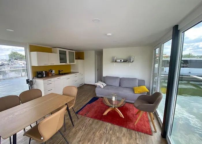 Exklusives Hausboot - Sauna, Sonnendeck&privates Beiboot * Kolonie Zern