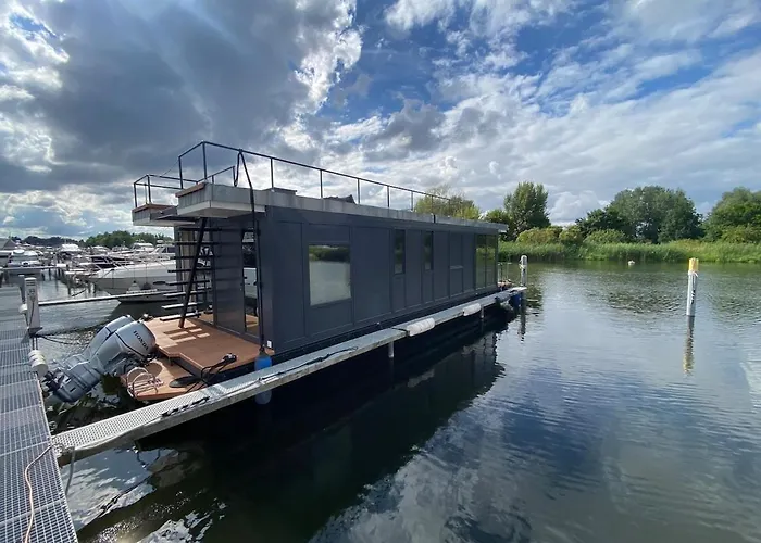 Exklusives Hausboot - Sauna, Sonnendeck&privates Beiboot * Kolonie Zern